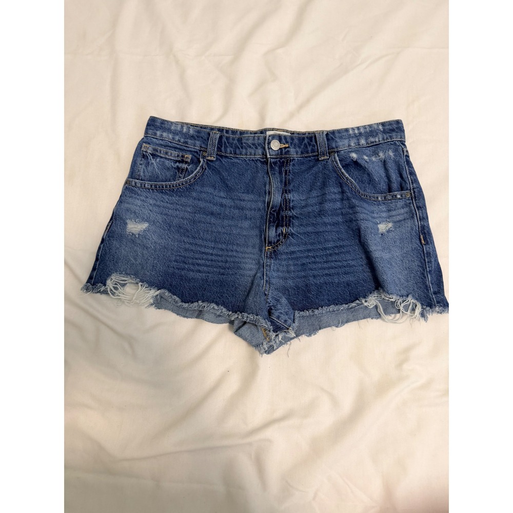 Cotton On Original Cut Off Short Blue Distressed Denim Raw Hem Size 34 Womens